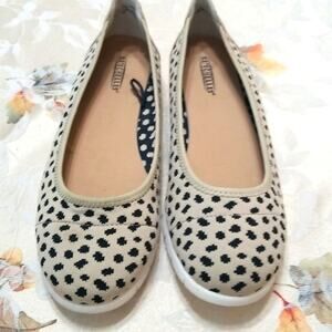 Size 9 Stretch FABRIC SEYCHELLES Slip Ons